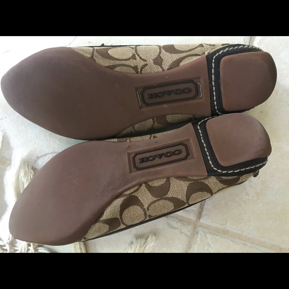 Coach shoes - Picture 2 of 2